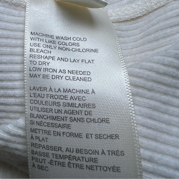 Free People Women's Cream V-Neck Long Sleeve Frilly Feminine Sweater. Size Small - Picture 9 of 9